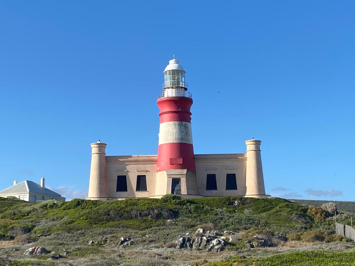 Zuidste Huisie Fisherman'S Cottage Struisbaai Esterno foto